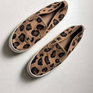 Old Navy Women's Slip On Canvas Animal Print Style Sneakers Sz 7